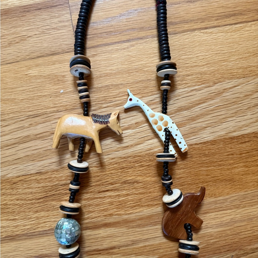 Vintage Craved Wood African Necklace Safari Animal Bead Black & Natural Wood - Picture 13 of 13